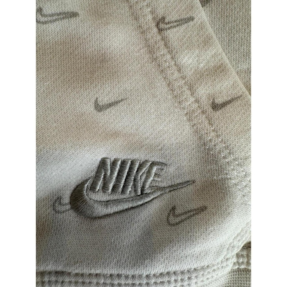 Nike Sportswear Club Fleece Allover Swoosh Hoodie White Cream boys XL DC3016-